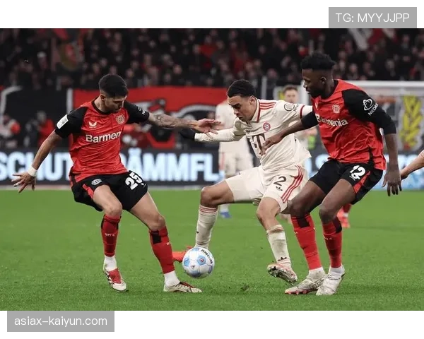 战术复盘:阿森纳高位逼抢如何限制曼城中场出球 战术复盘:阿森纳高位逼抢如何限制曼城中场出球